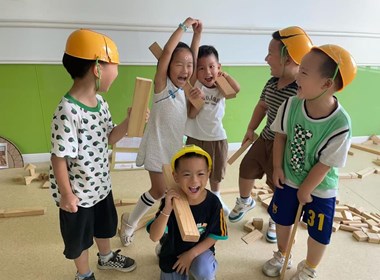 小小建筑工